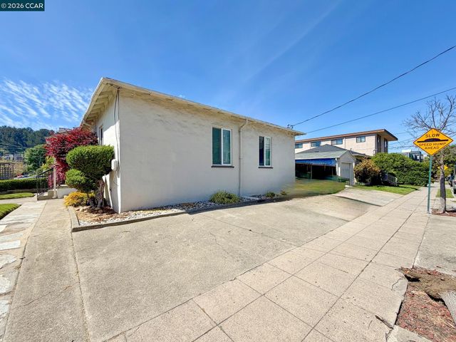 1231 Brighton Ave, Albany, CA 94706