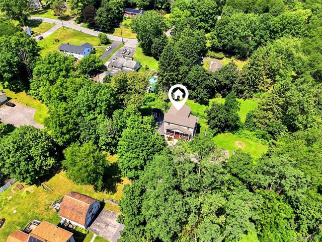 15 Rock Cut Lane, Pleasant Valley, NY 12569