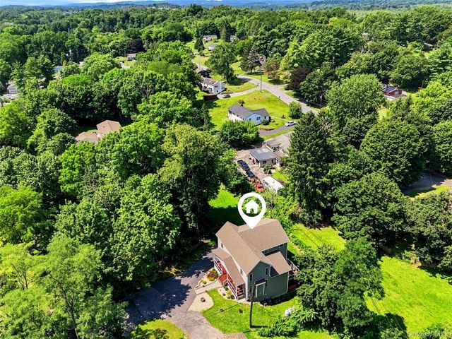 15 Rock Cut Lane, Pleasant Valley, NY 12569