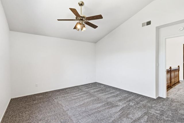 5209 Meadowland Way, Elk Grove, CA 95758