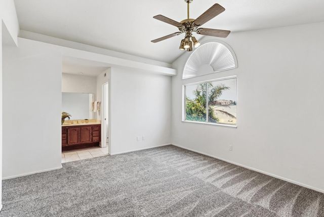 5209 Meadowland Way, Elk Grove, CA 95758