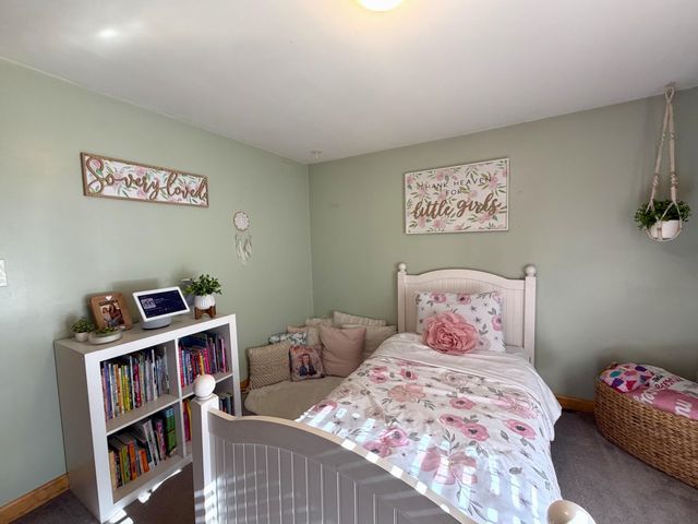 41 Pine Tree Road, Newport, NH 03773
