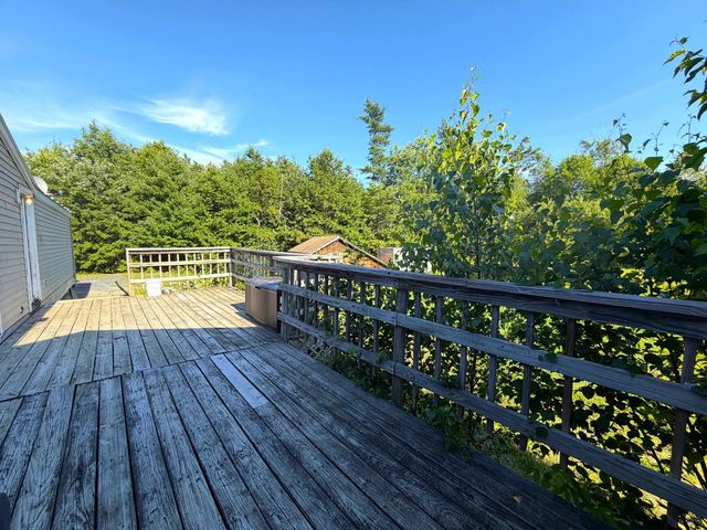 41 Pine Tree Road, Newport, NH 03773