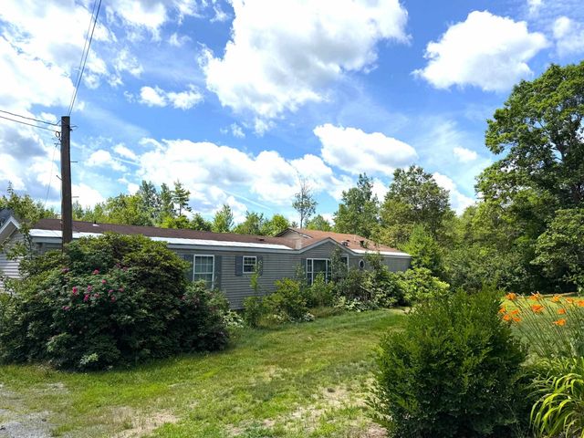 41 Pine Tree Road, Newport, NH 03773
