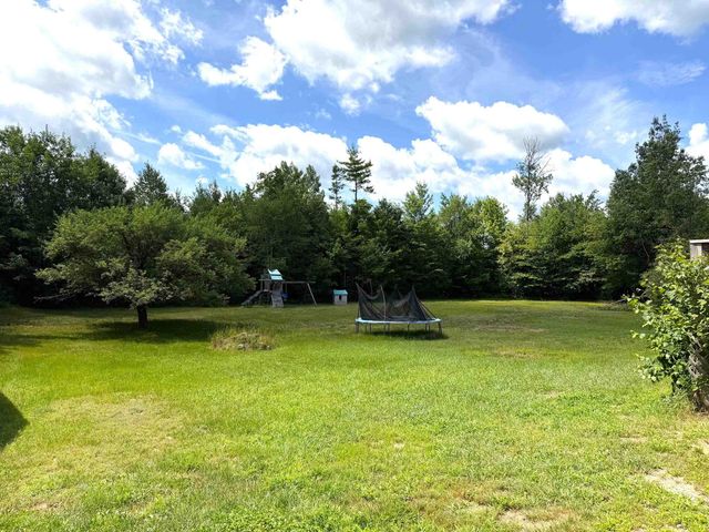41 Pine Tree Road, Newport, NH 03773