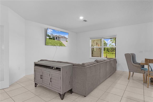 15344 WHITE TAIL LOOP, Mascotte, FL 34753