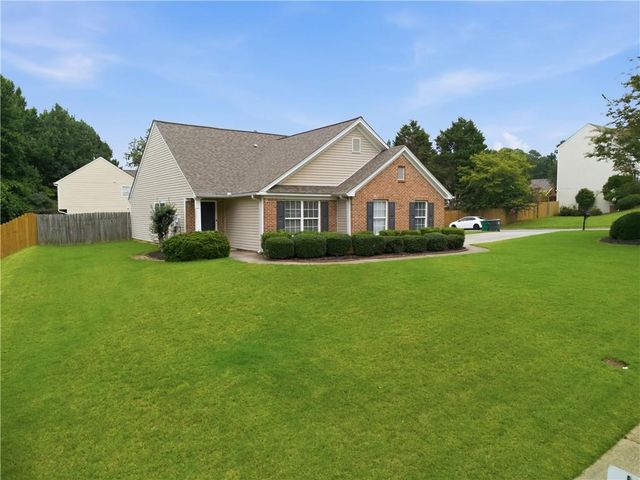 1002 Pine Isle Court, Buford, GA 30518