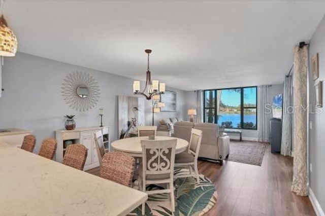 308 TIMBERLAKE DRIVE 308, Bradenton, FL 34210