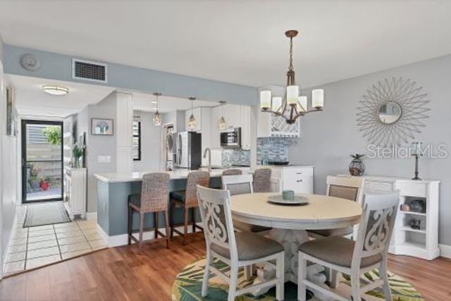 308 TIMBERLAKE DRIVE 308, Bradenton, FL 34210