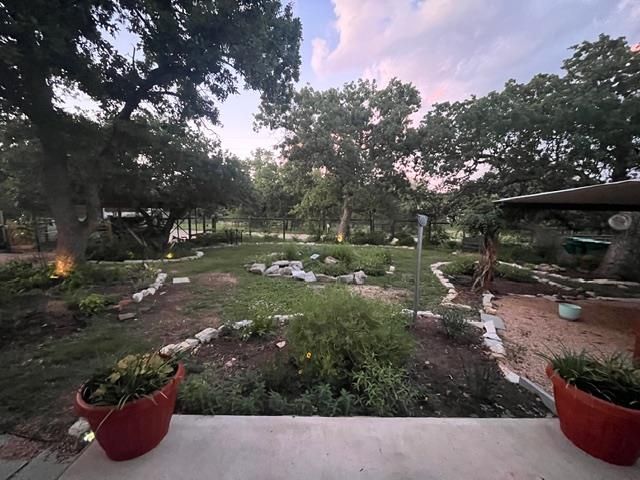 128 E Castlewood DR, Granite Shoals, TX 78654