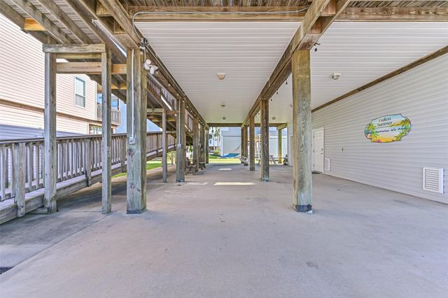 13811 Mutiny Lane, Galveston, TX 77554