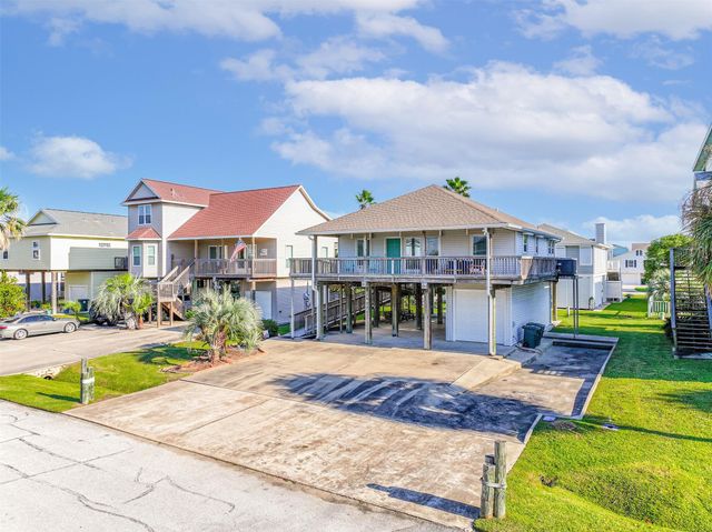 13811 Mutiny Lane, Galveston, TX 77554