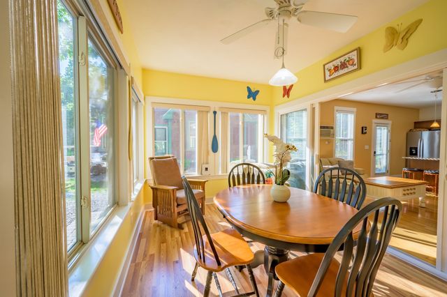 4 Acorn Ln 4, Westford, MA 01886