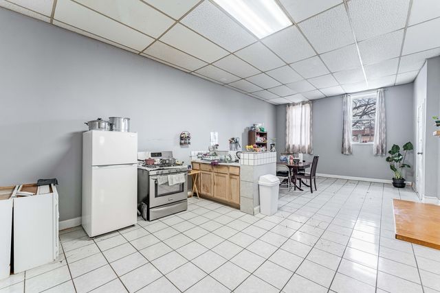 5101 W 31st Place, Cicero, IL 60804