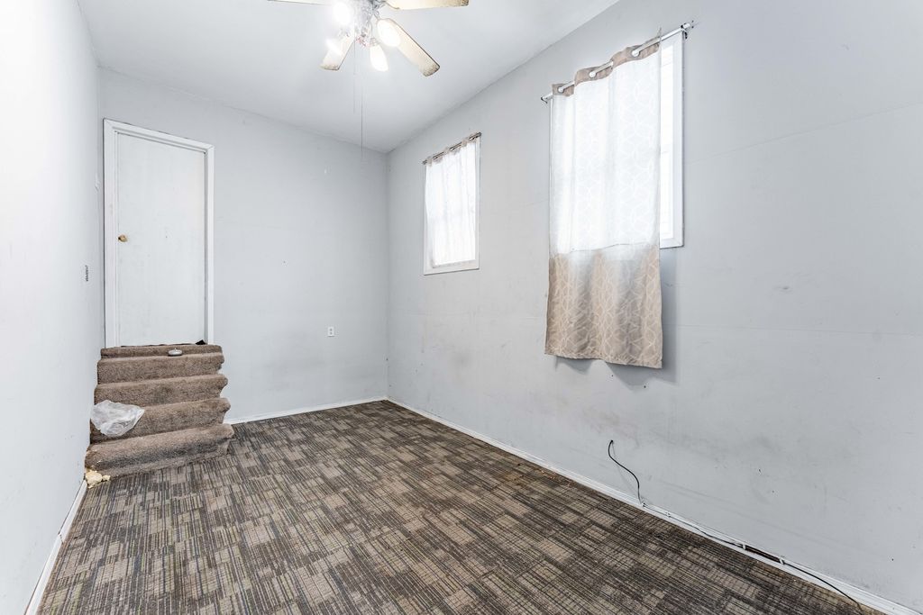 Image 18 of property listing at 5101 W 31st Place, Cicero, IL 60804