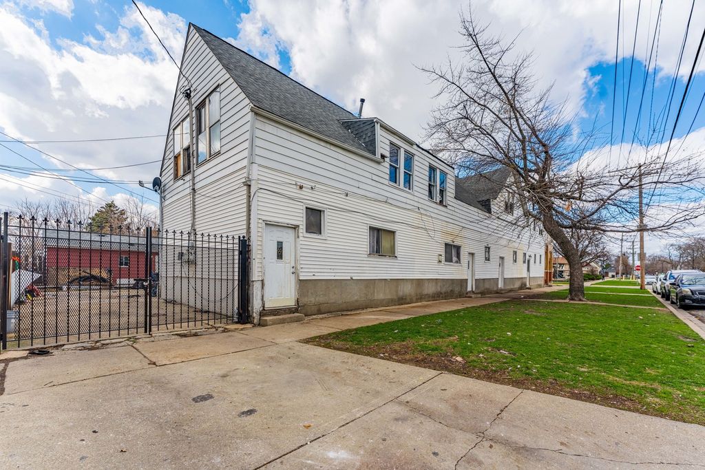 Image 26 of property listing at 5101 W 31st Place, Cicero, IL 60804