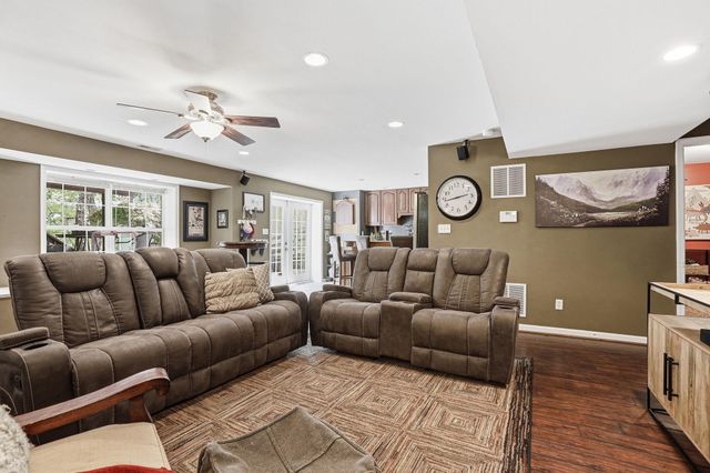 9863 RAINLEAF CT, Bristow, VA 20136
