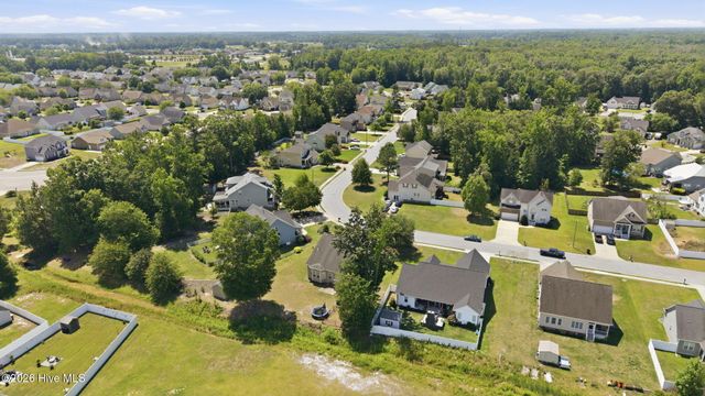 2901 Little Gem Circle, Winterville, NC 28590