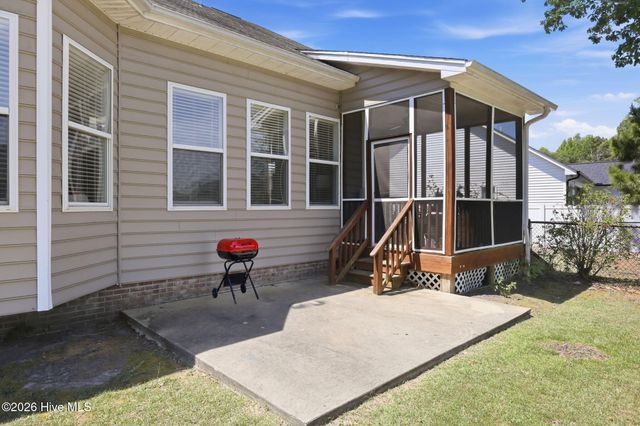 2901 Little Gem Circle, Winterville, NC 28590