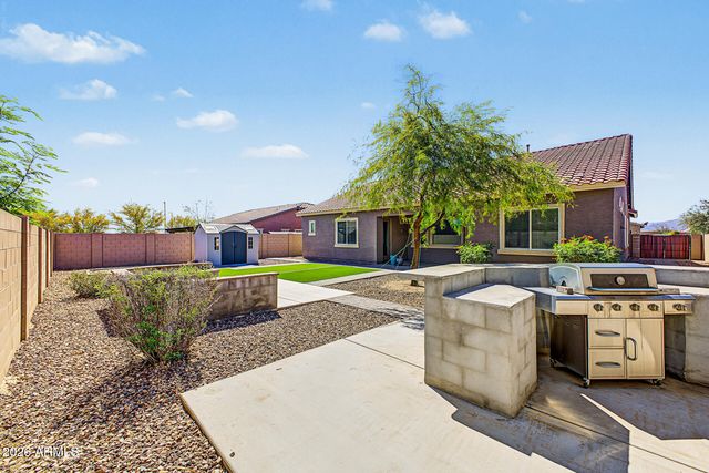 16870 W ELECTRA Court, Surprise, AZ 85387