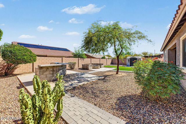 16870 W ELECTRA Court, Surprise, AZ 85387