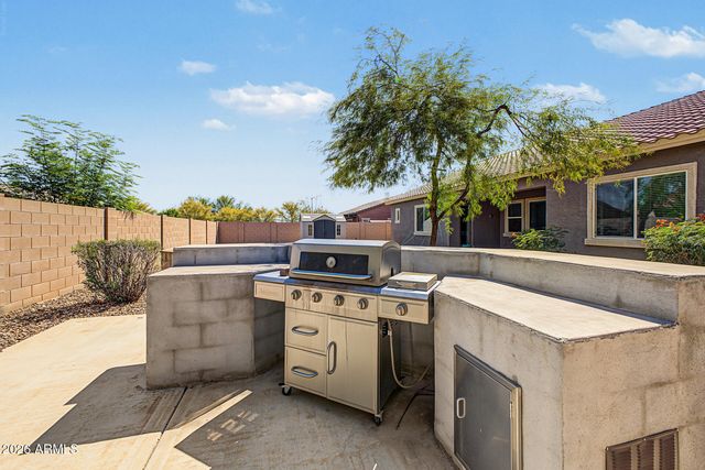 16870 W ELECTRA Court, Surprise, AZ 85387
