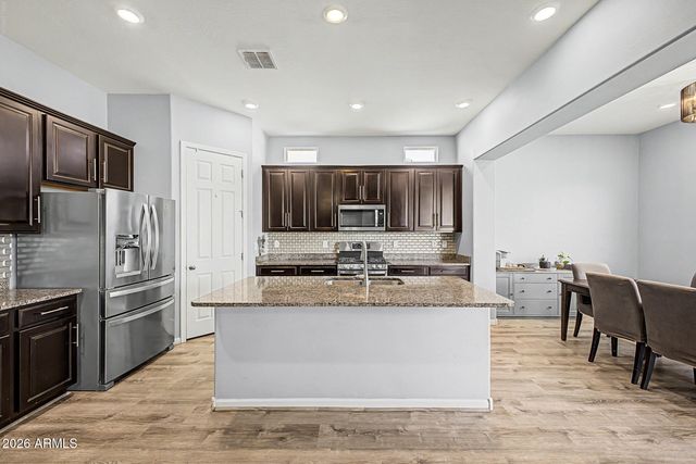 16870 W ELECTRA Court, Surprise, AZ 85387