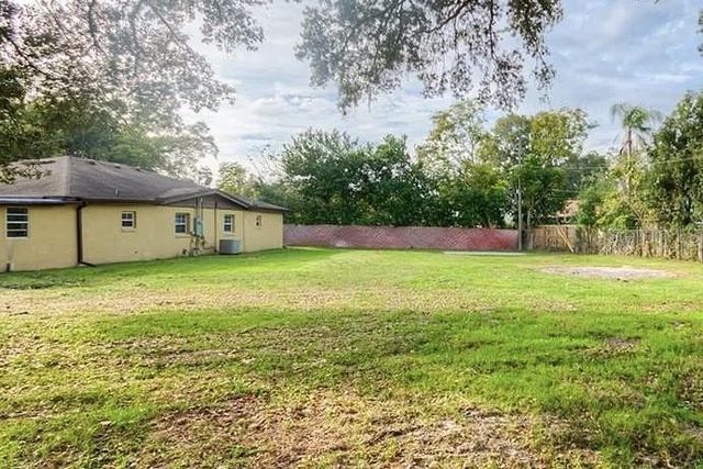 1 S AURORA DRIVE, Apopka, FL 32703