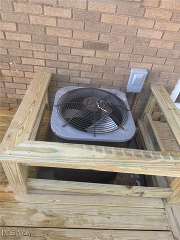 6212 Elmdale Road, Brook Park, OH 44142