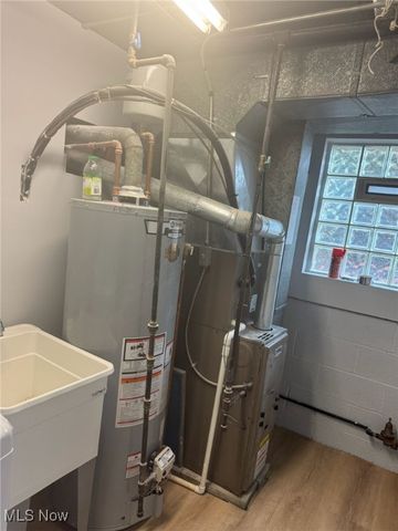 6212 Elmdale Road, Brook Park, OH 44142