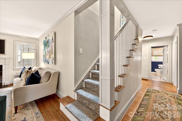2121 Charlotte Drive, Charlotte, NC 28203