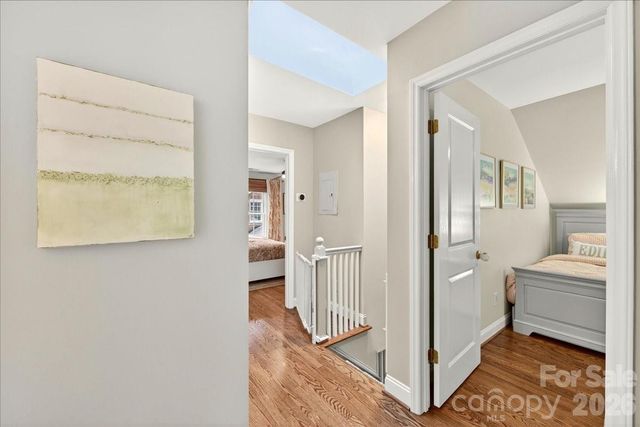 2121 Charlotte Drive, Charlotte, NC 28203