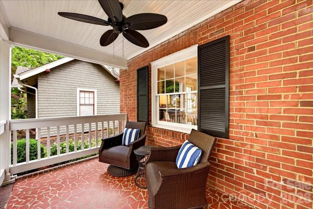 2121 Charlotte Drive, Charlotte, NC 28203