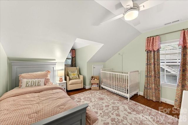 2121 Charlotte Drive, Charlotte, NC 28203