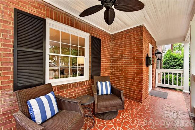 2121 Charlotte Drive, Charlotte, NC 28203