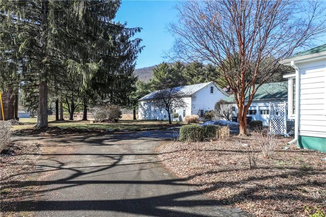 71 Olcott Road North, Big Flats, NY 14814