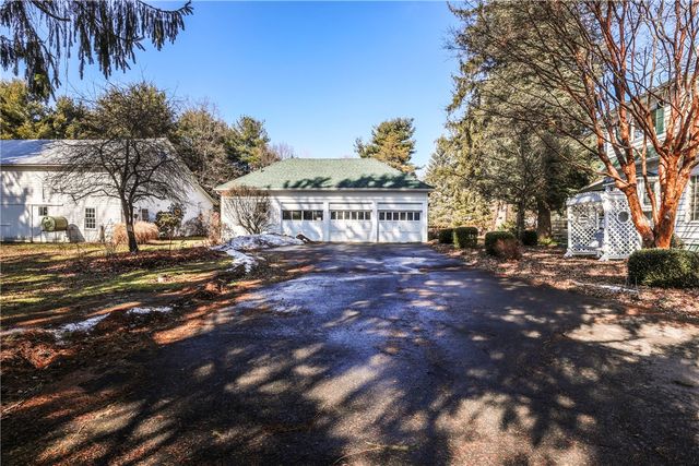 71 Olcott Road North, Big Flats, NY 14814