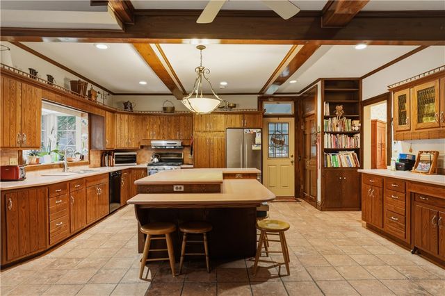 71 Olcott Road North, Big Flats, NY 14814