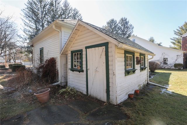 71 Olcott Road North, Big Flats, NY 14814