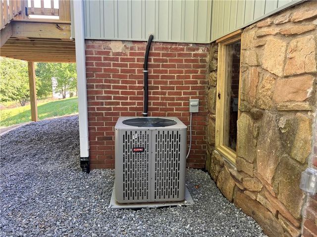 101 Pine Street, Jonesville, NC 28642