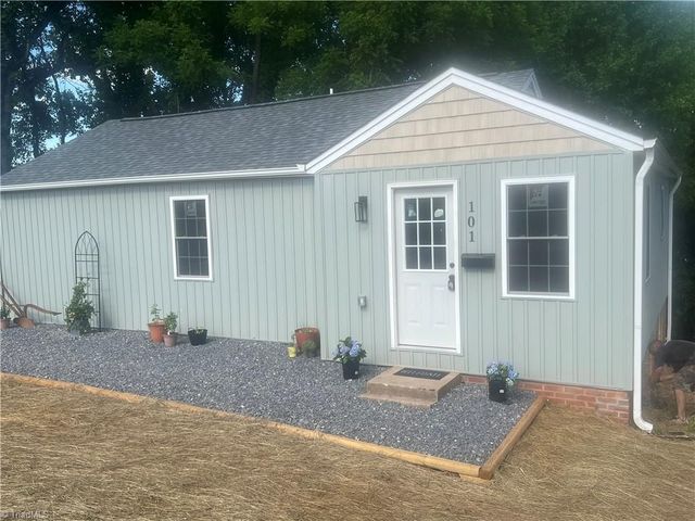 101 Pine Street, Jonesville, NC 28642