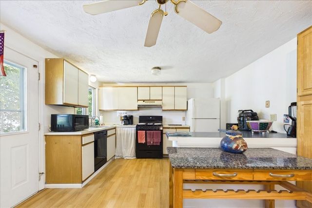 600 N Montello St 3, Brockton, MA 02301