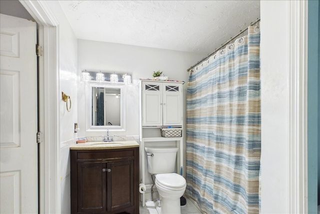 600 N Montello St 3, Brockton, MA 02301