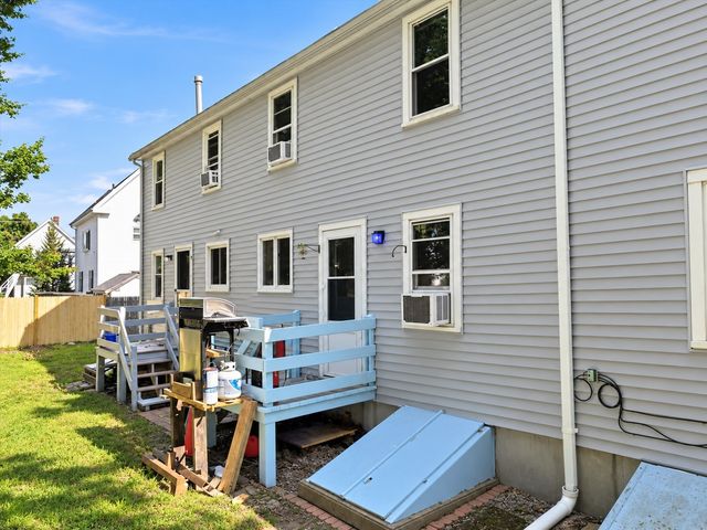 600 N Montello St 3, Brockton, MA 02301