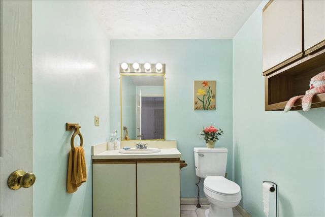 600 N Montello St 3, Brockton, MA 02301