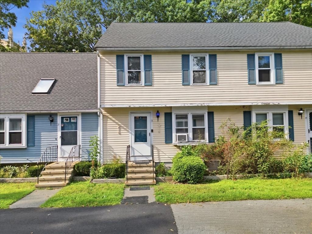 600 N Montello St 3, Brockton, MA 02301