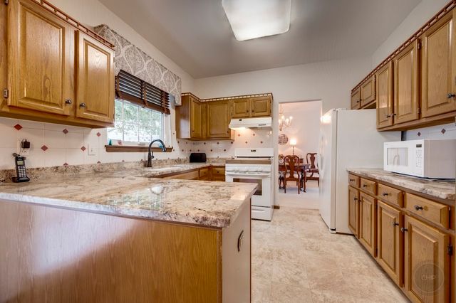 4606 Carrier Circle, Plainfield, IL 60586