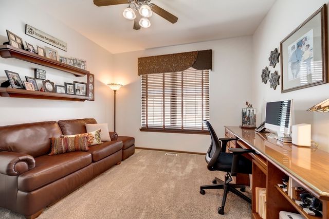 4606 Carrier Circle, Plainfield, IL 60586