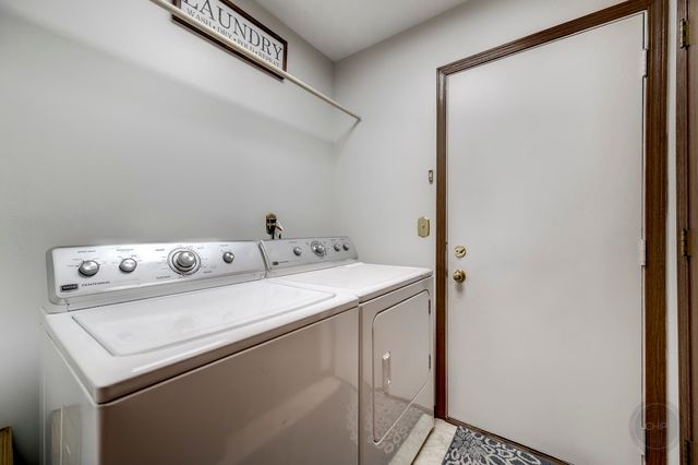 4606 Carrier Circle, Plainfield, IL 60586