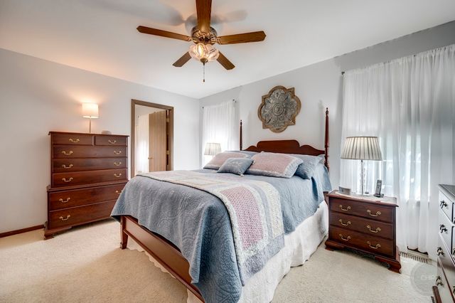 4606 Carrier Circle, Plainfield, IL 60586